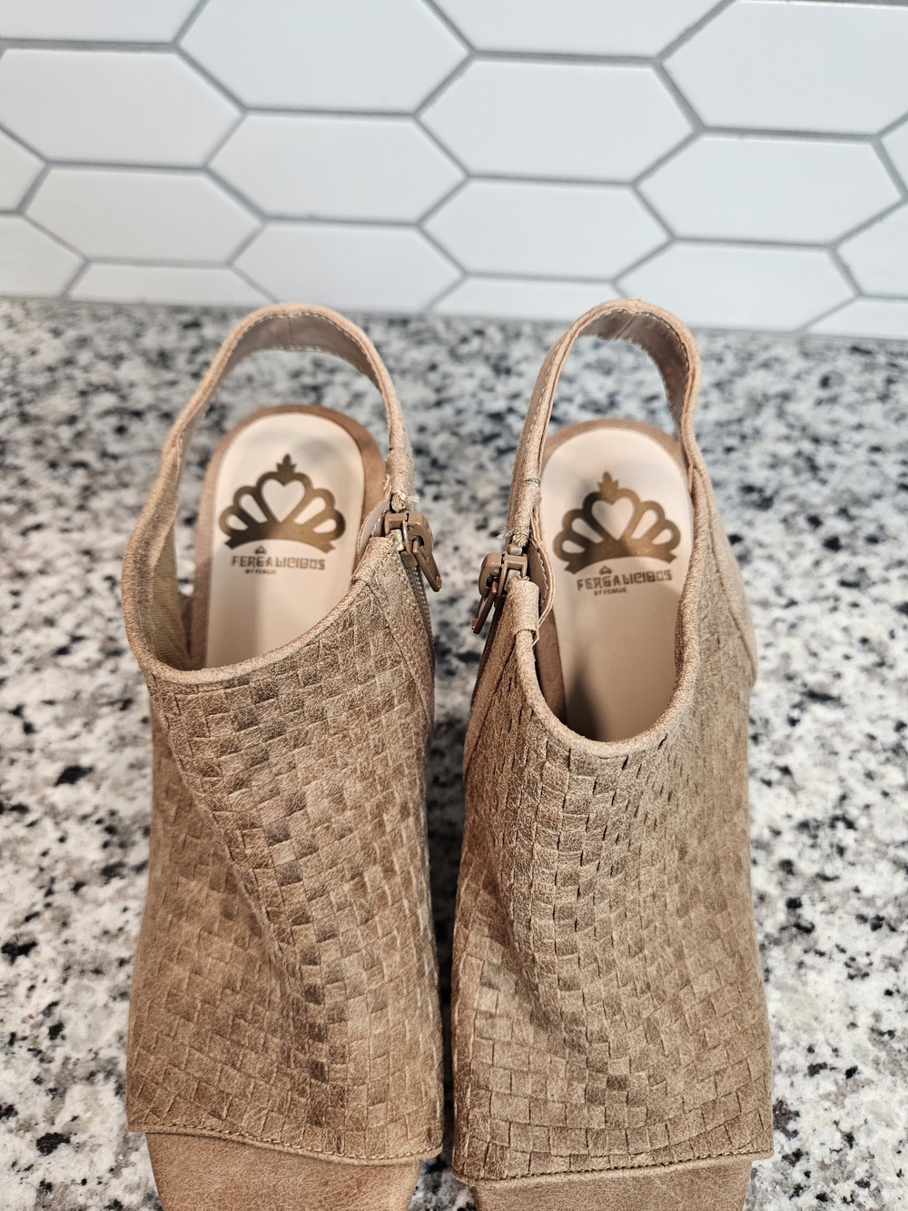 Woven Suede Open-Toe Slingback Wedge Sandals - Taupe Size 7.5 - Picture 5 of 6